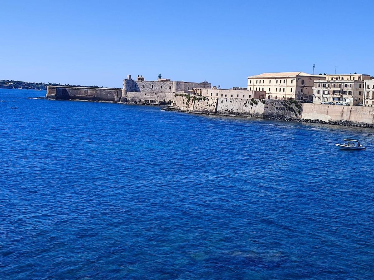 La Casetta Di Diana Ortigia Syracuse Buitenkant foto